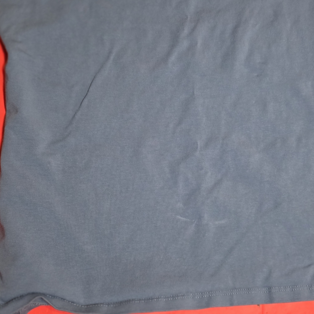 GUESS Navy Tee with Multicolor Rhinestone Logo - Picture 6 of 9
